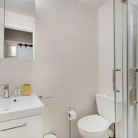 Amazing In The Heart Of The Marais *